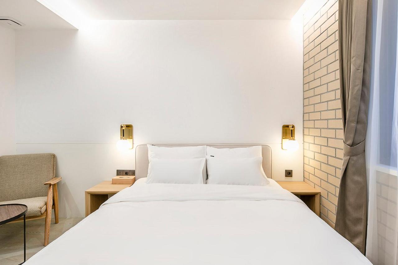 Hotel Yaja Gimhae Екстер'єр фото