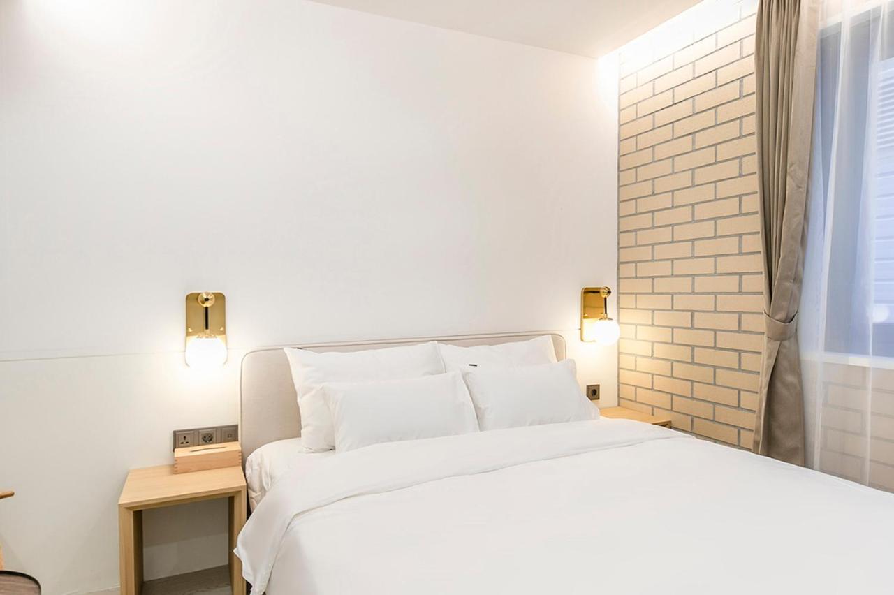 Hotel Yaja Gimhae Екстер'єр фото