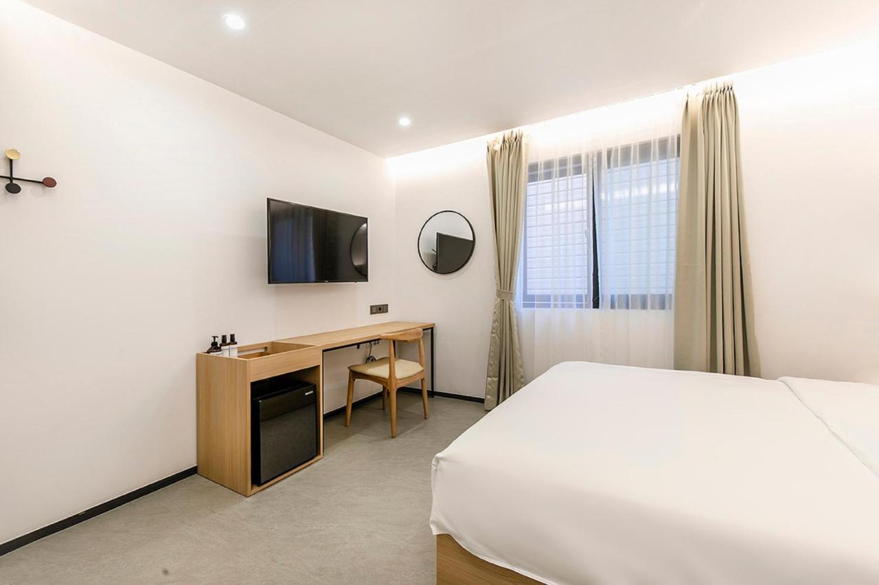 Hotel Yaja Gimhae Екстер'єр фото